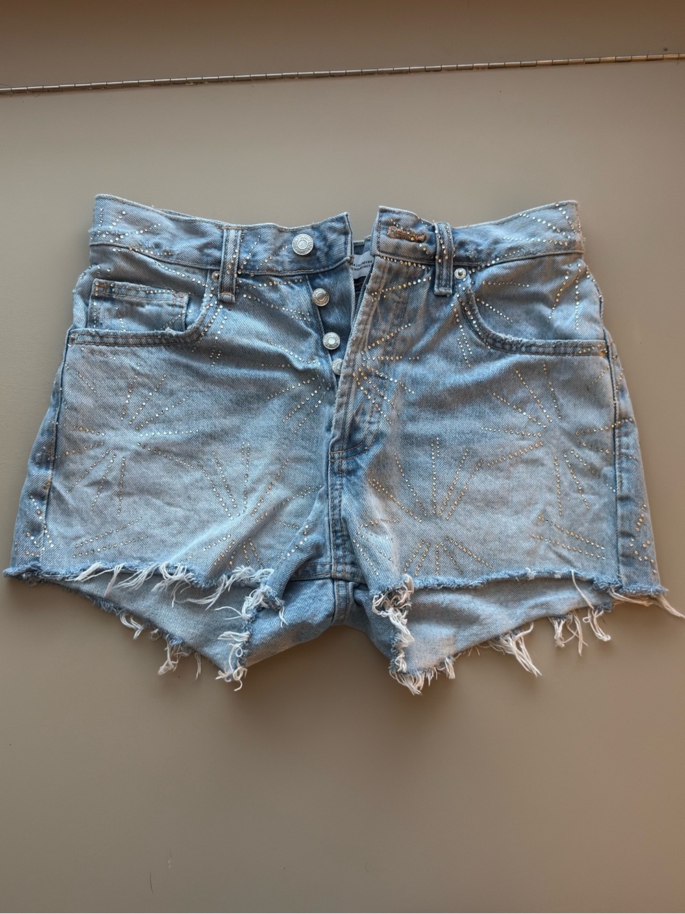 Zara Rhinestone Studded Distressed Denim Shorts Light Wash Size 2